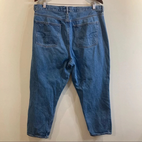 AMERICAN EAGLE Sz 16 High Rise Mom  Ankle Length Jeans - Picture 4 of 7